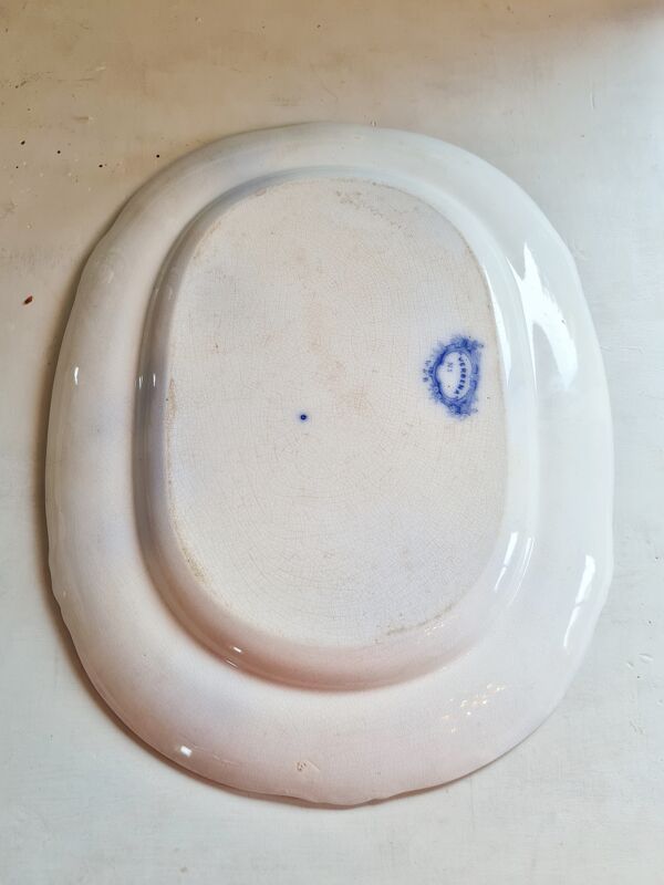 Plat ancien en terre de fer Wood and Brownfield Angleterre modèle Verbena bleu vers 1845