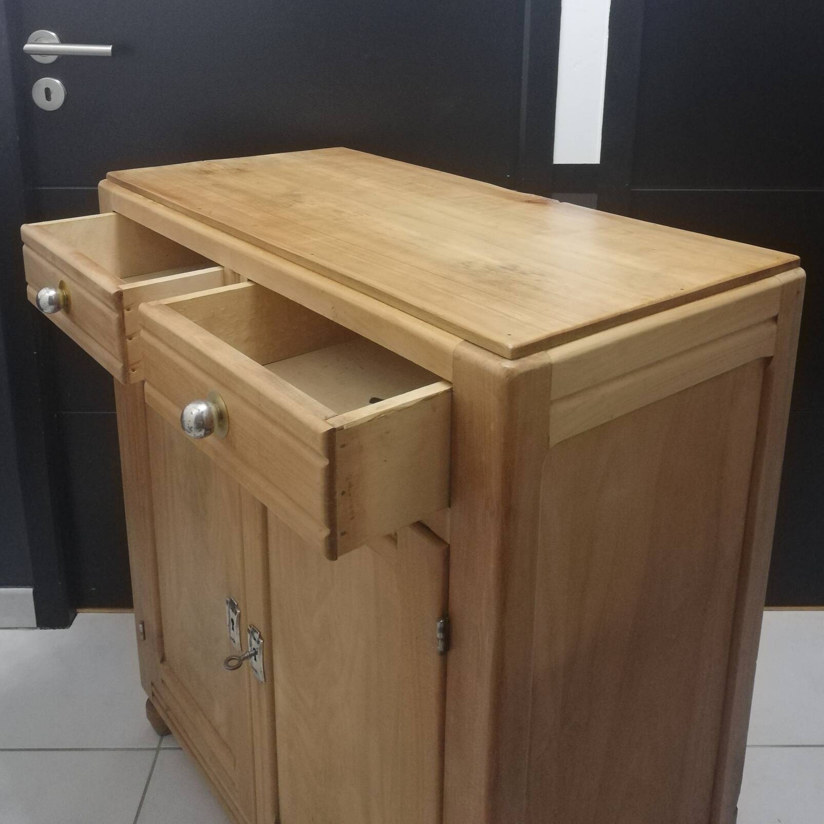 Low sideboard in natural oak