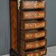Rosewood and rosewood marquetry chest of drawers, Louis XV style – 2nd half of the 19th century.