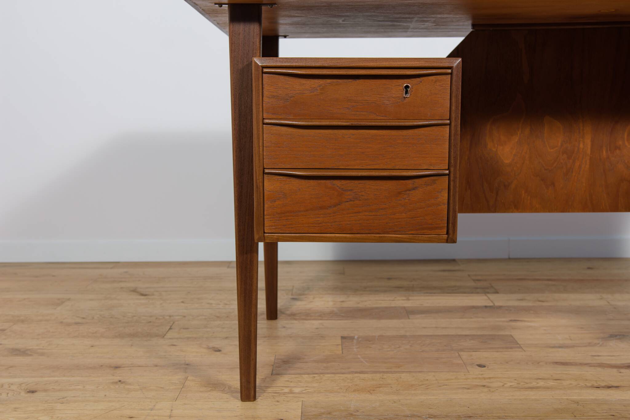 Mid-Century Freestanding Teak Desk by Peter Løvig Nielsen, 1960s