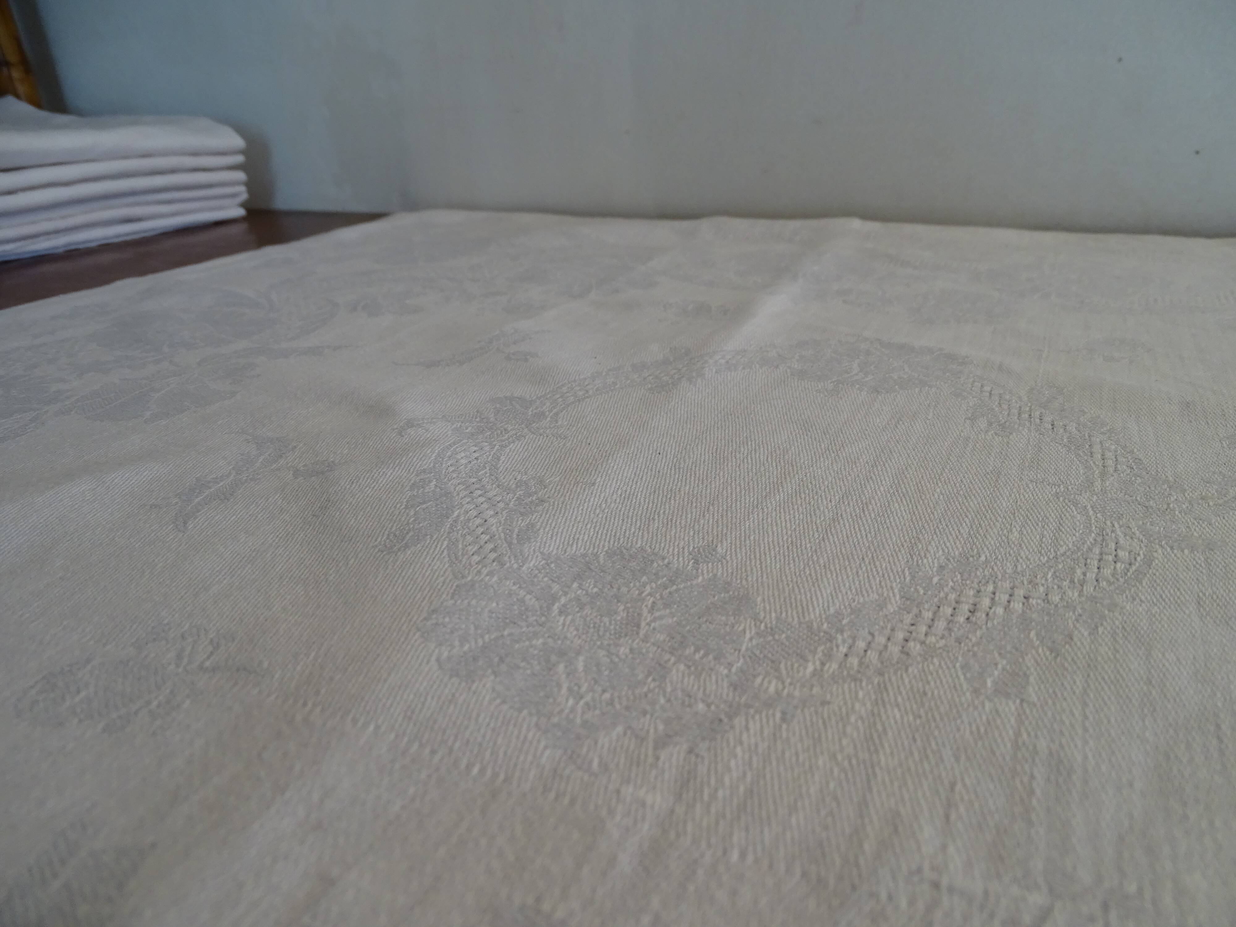 Lot 7 old cotton damask napkins 60 x 64