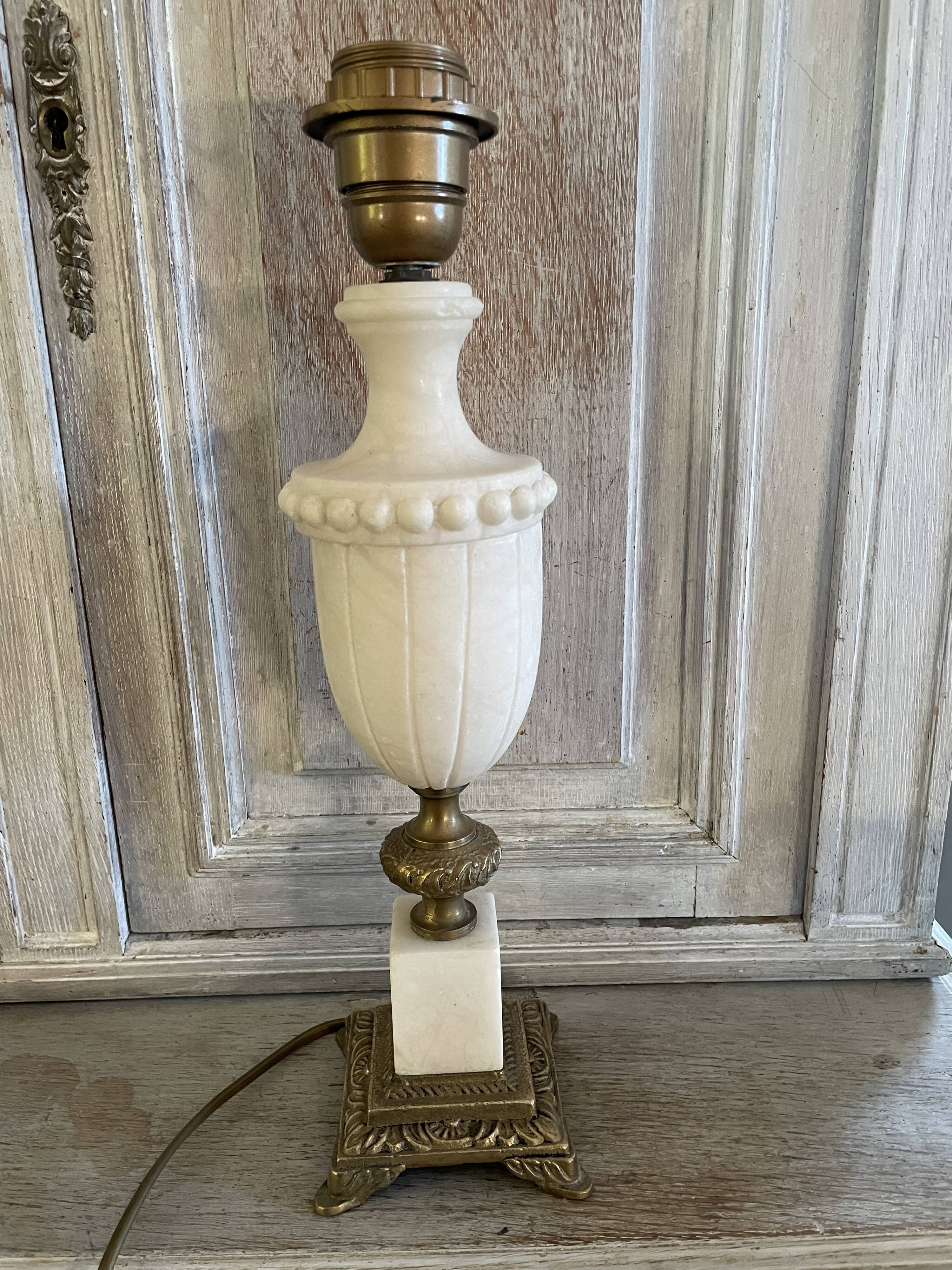 Paire de pieds de lampe marbre et laiton