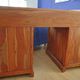 Bureau traditionnel d'inspiration coloniale