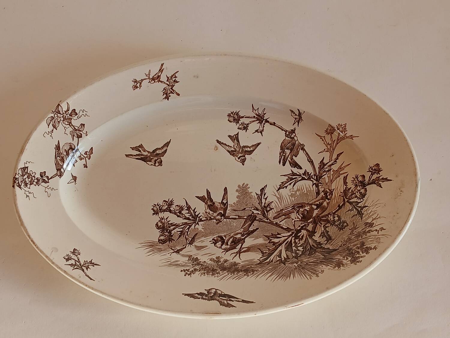 Plat de service en terre de fer