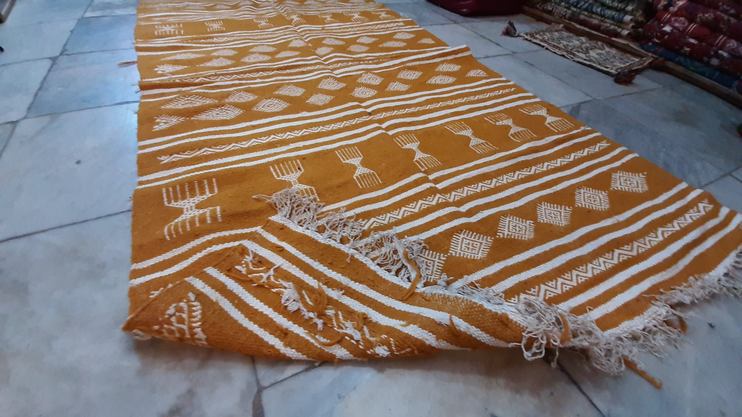Moroccan Berber yellow kilim carpet made entirely by hand in pure wool