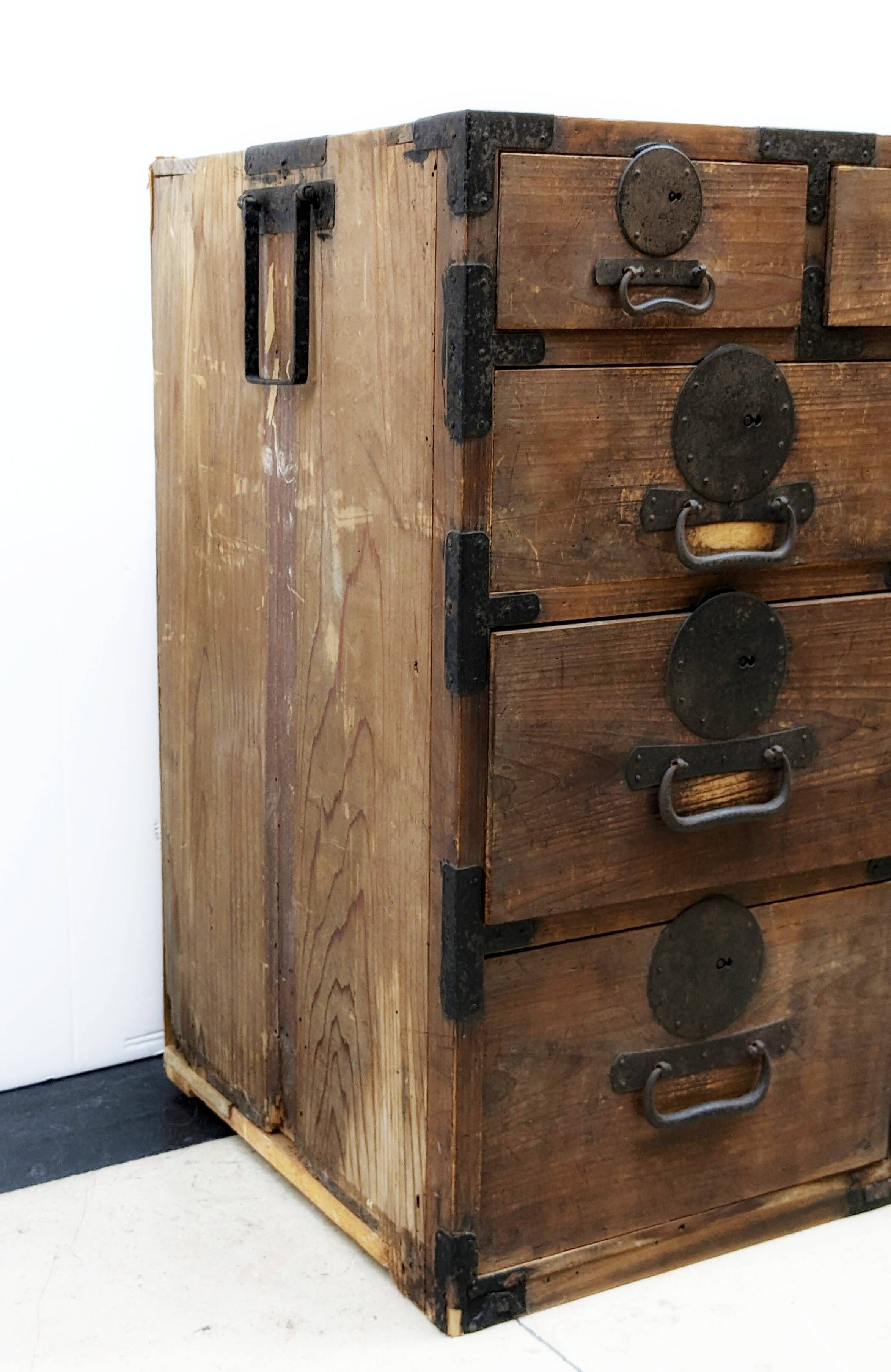 Trade furniture Tansu Japan 19th century