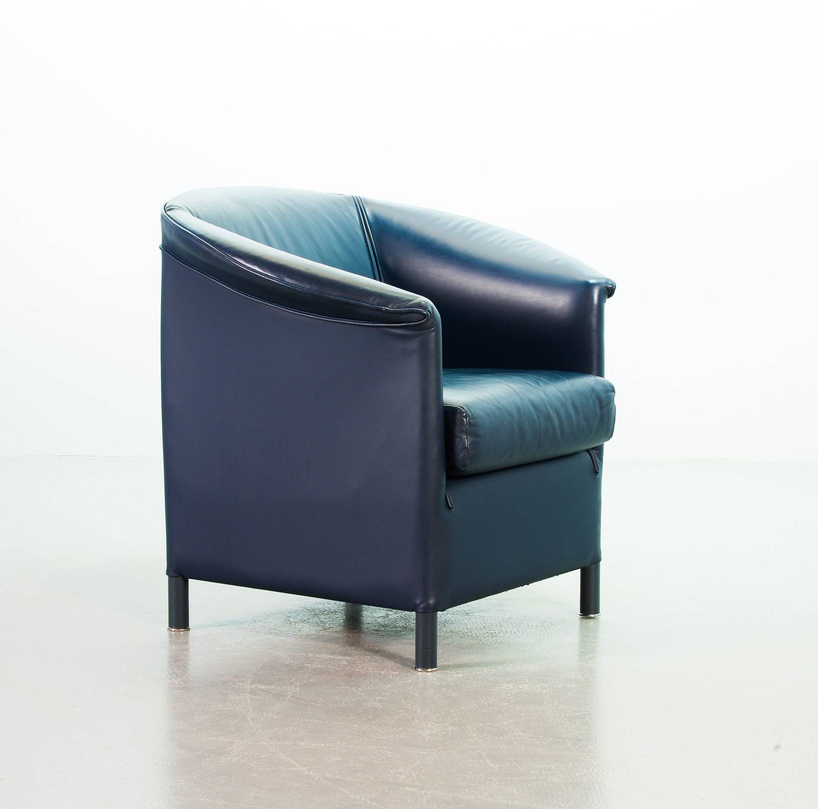 Wittmann Petrol Soft Leather Club Chair Model Aura  Designed by Paolo Piva