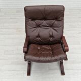 1970s, Norwegian design, Lounge chair model "Kengu" by Erde and Nordahl Solheim for Rybo Rykken