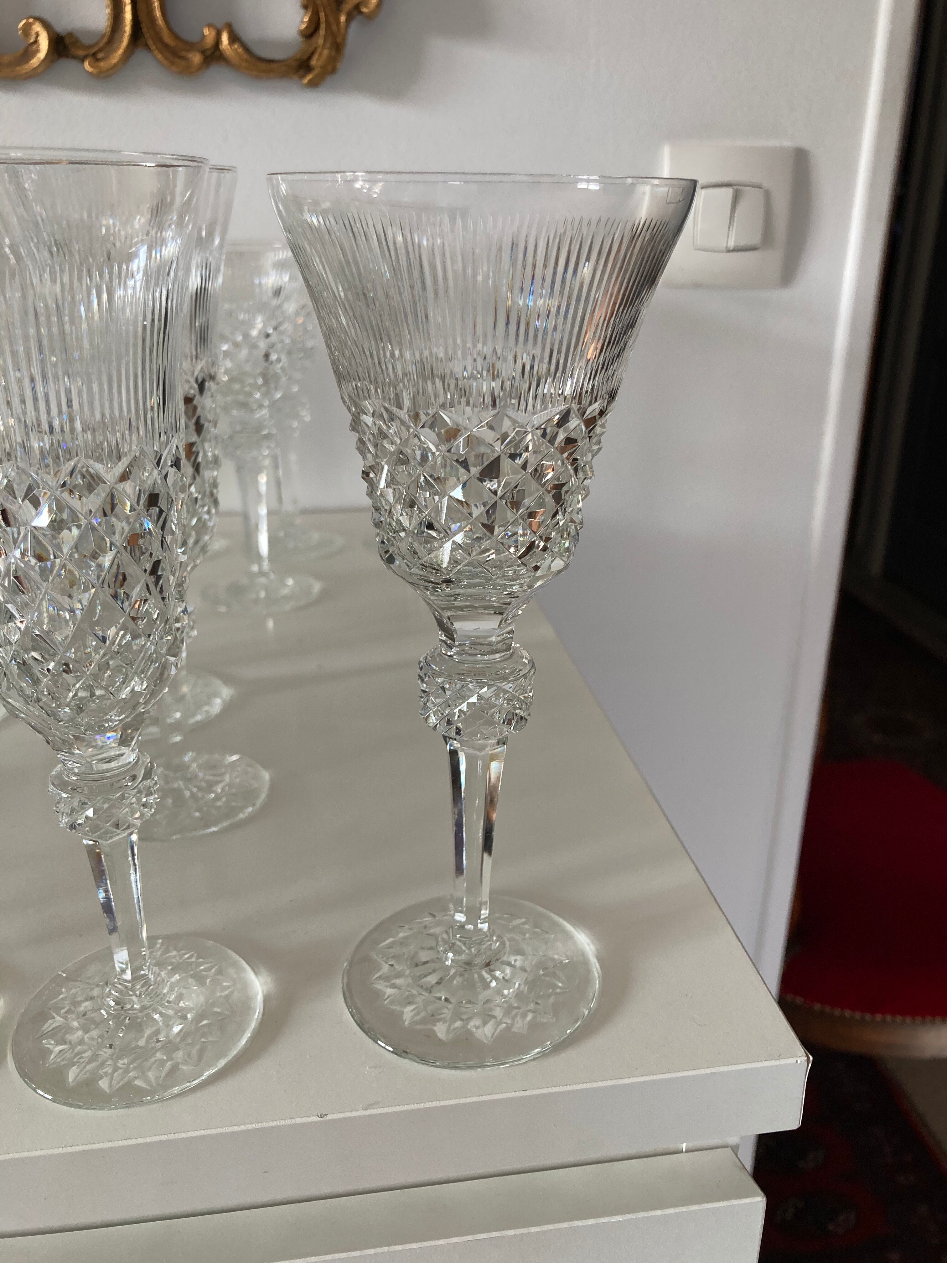 Service of 46 crystalline glasses