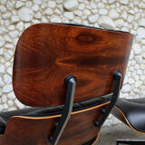 Lounge Chair & ottoman by Charles & Ray Eames edition Herman Miller