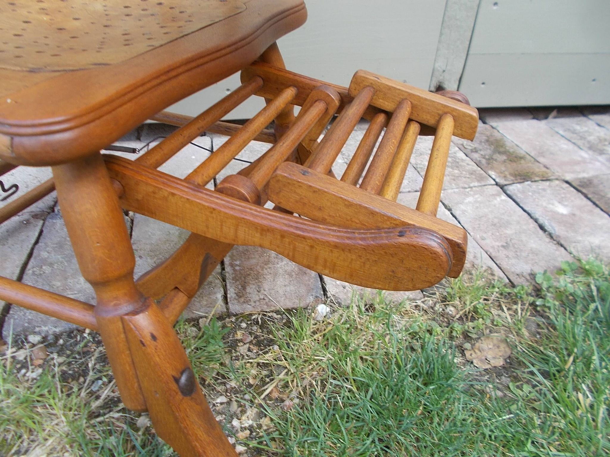 Ancienne chaise haute pour enfant Luterma