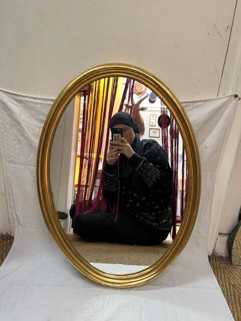 Oval gilded wood mirror 46 x 65
