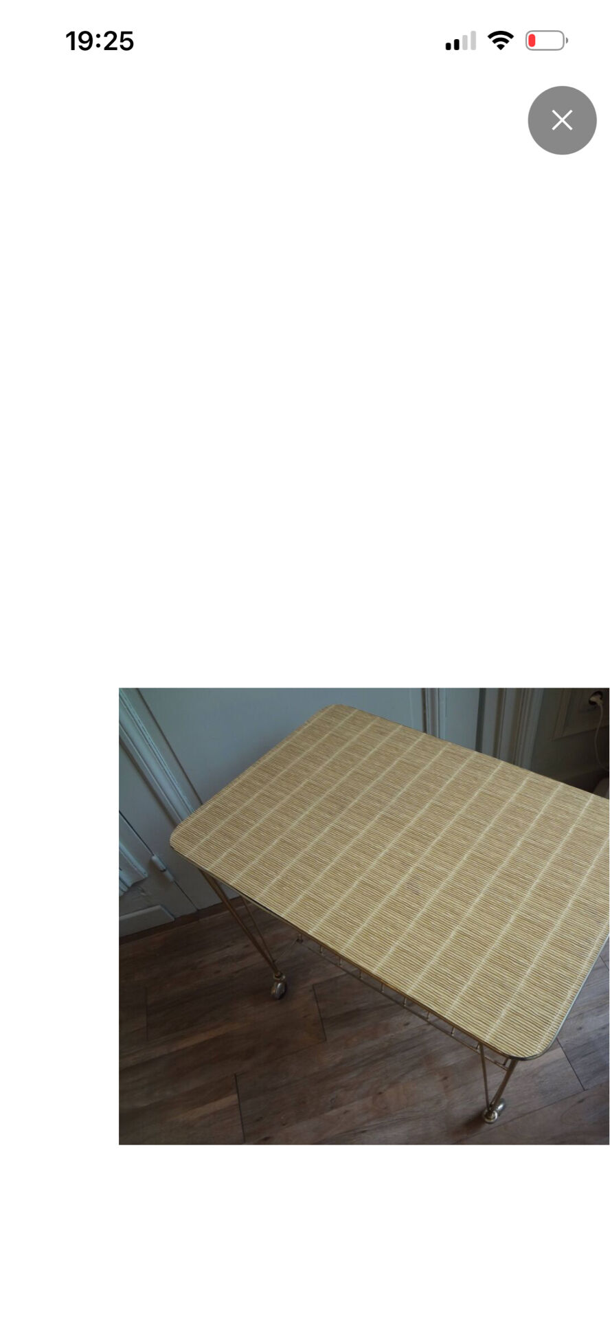 Rolling table for magazines or vinyl records.