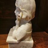 Bust child reading