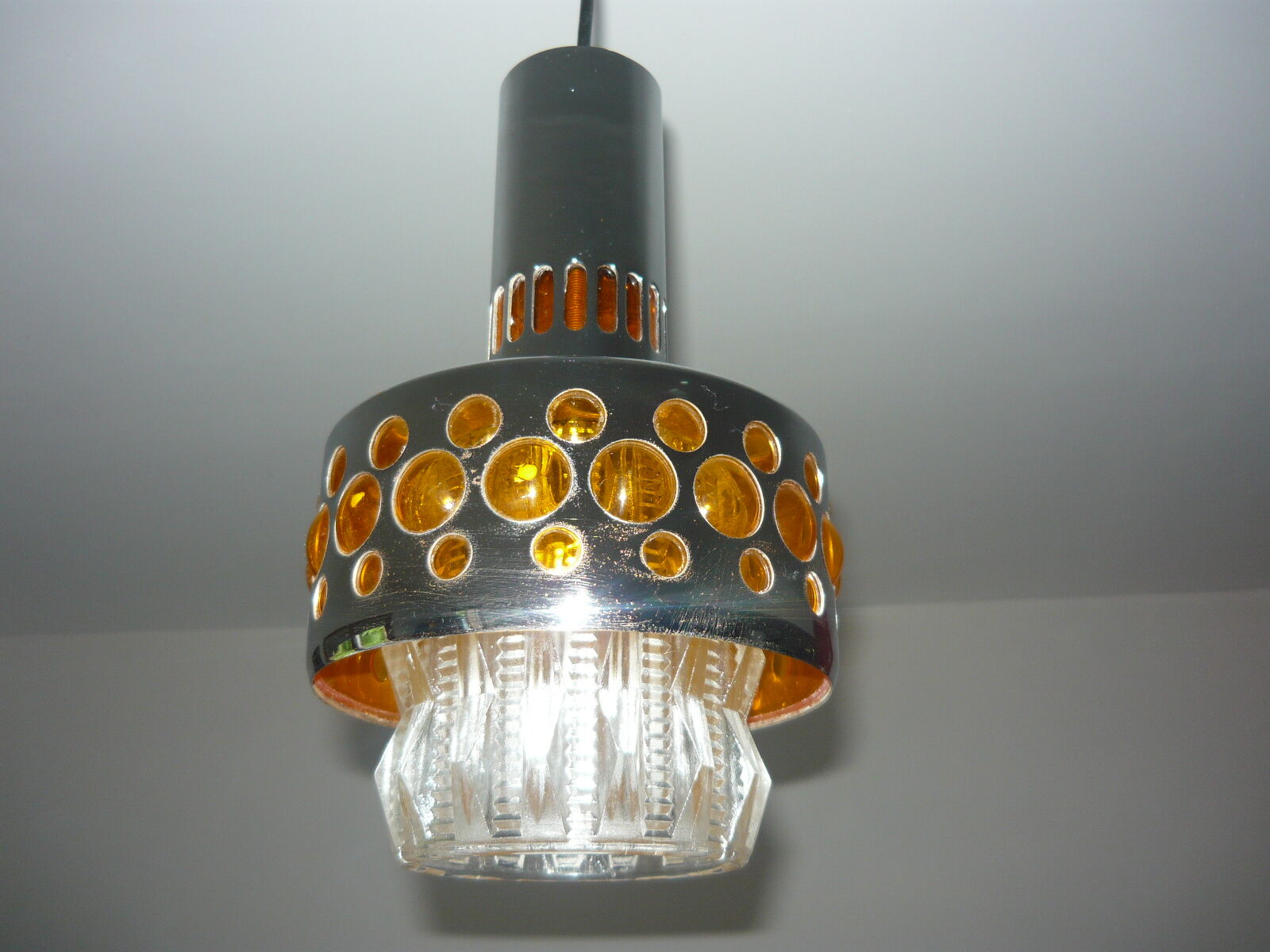 Suspension raak space age years 70