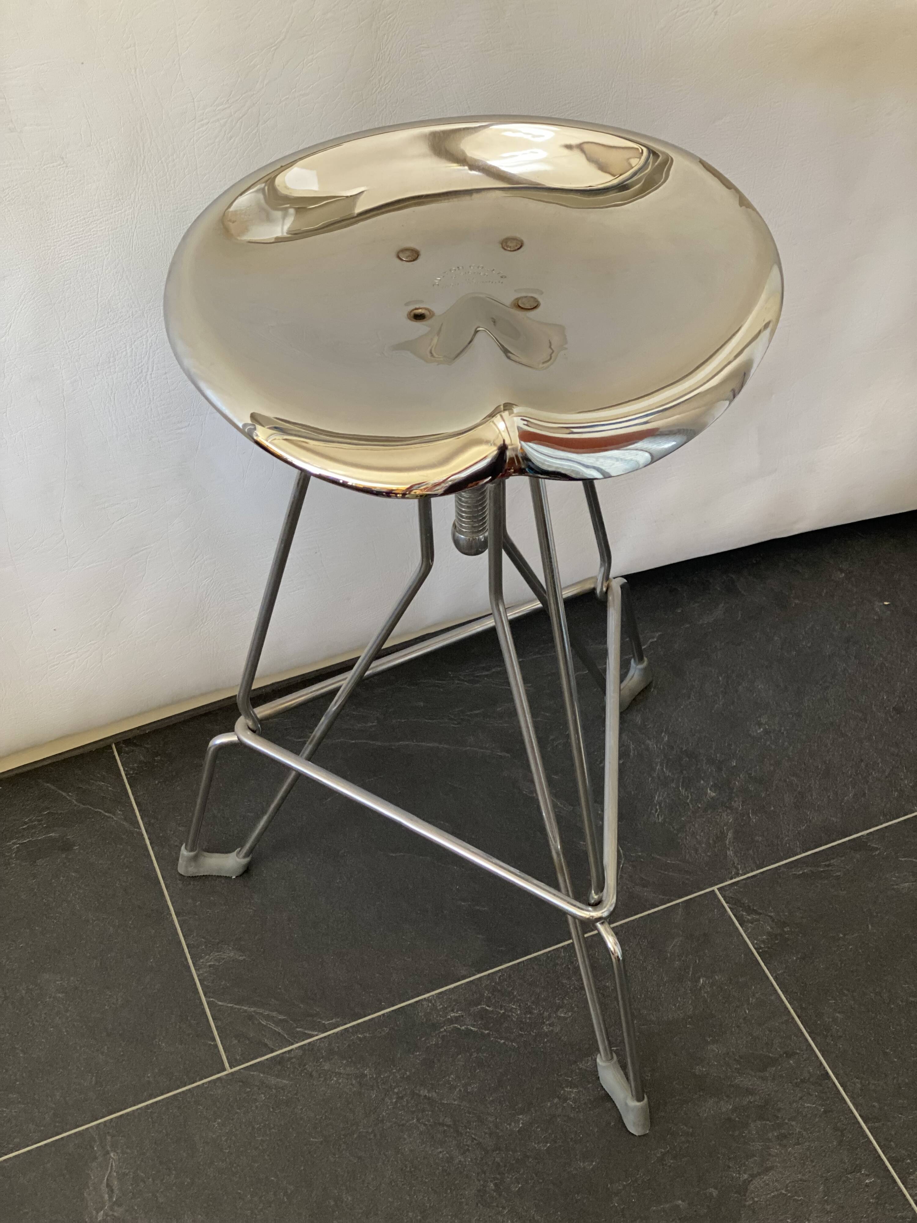 DULTON メタルスツール YASU SASAMOTO ダルトン/ Dulton Metal Bar Stool by Yasu Sasamoto | Selency