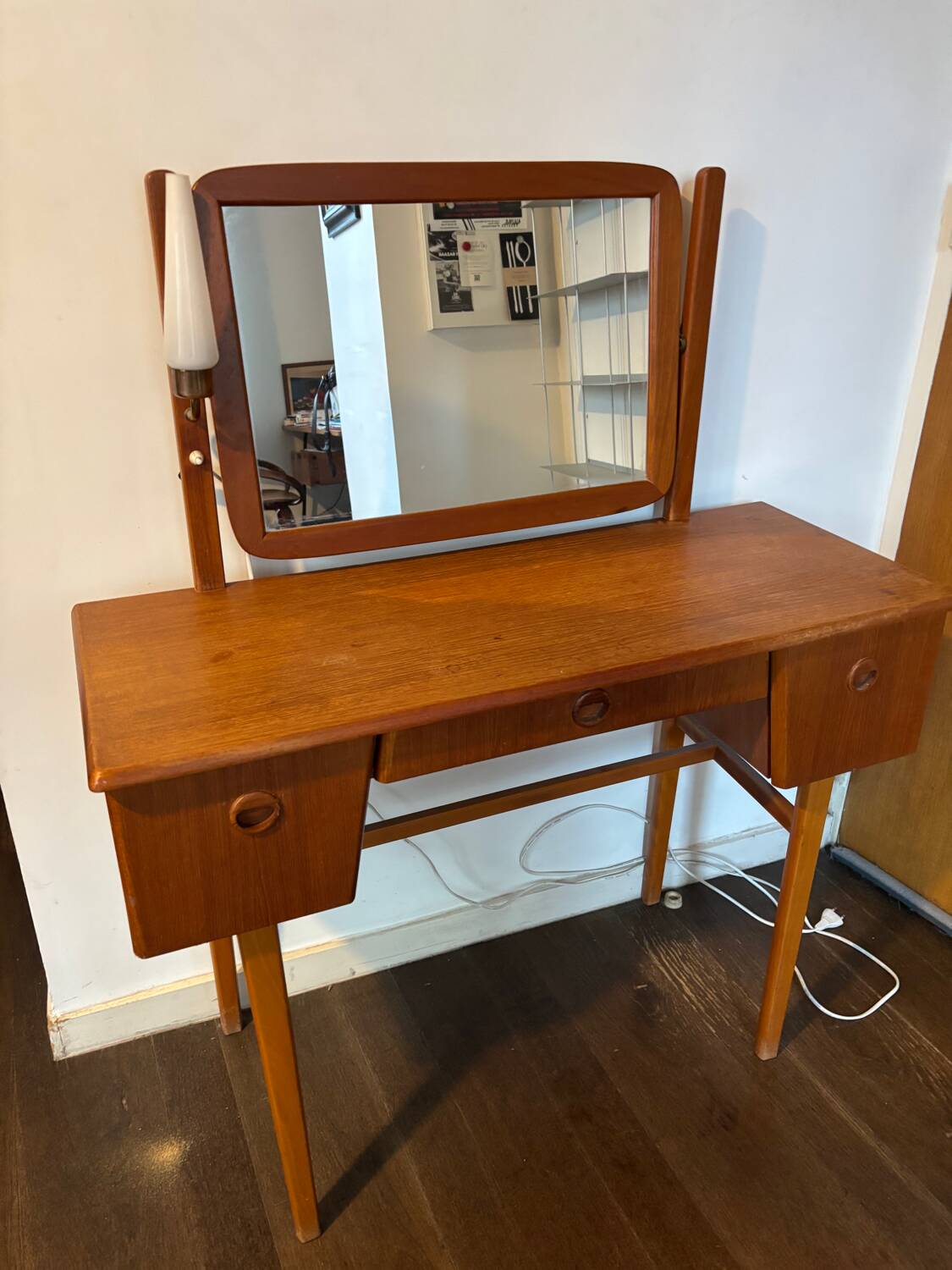 Coiffeuse en teck design danois