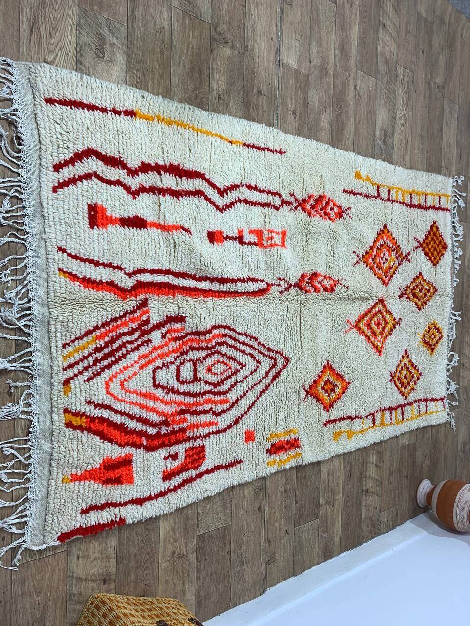 Handmade moroccan berber rug 250 x 147 cm