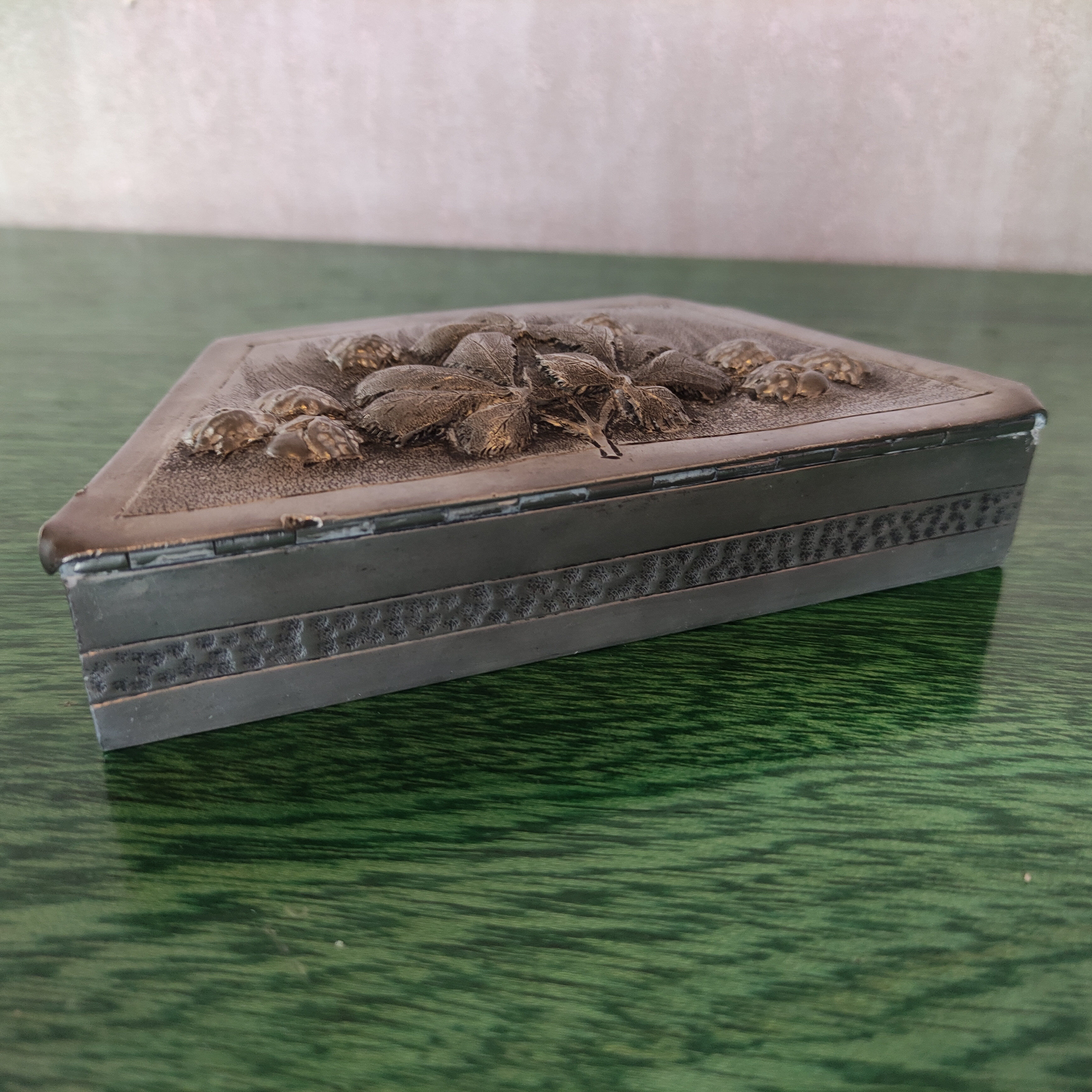 Tin jewelry box by Rispal - Art Nouveau