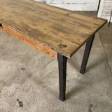 Ancienne table d’atelier