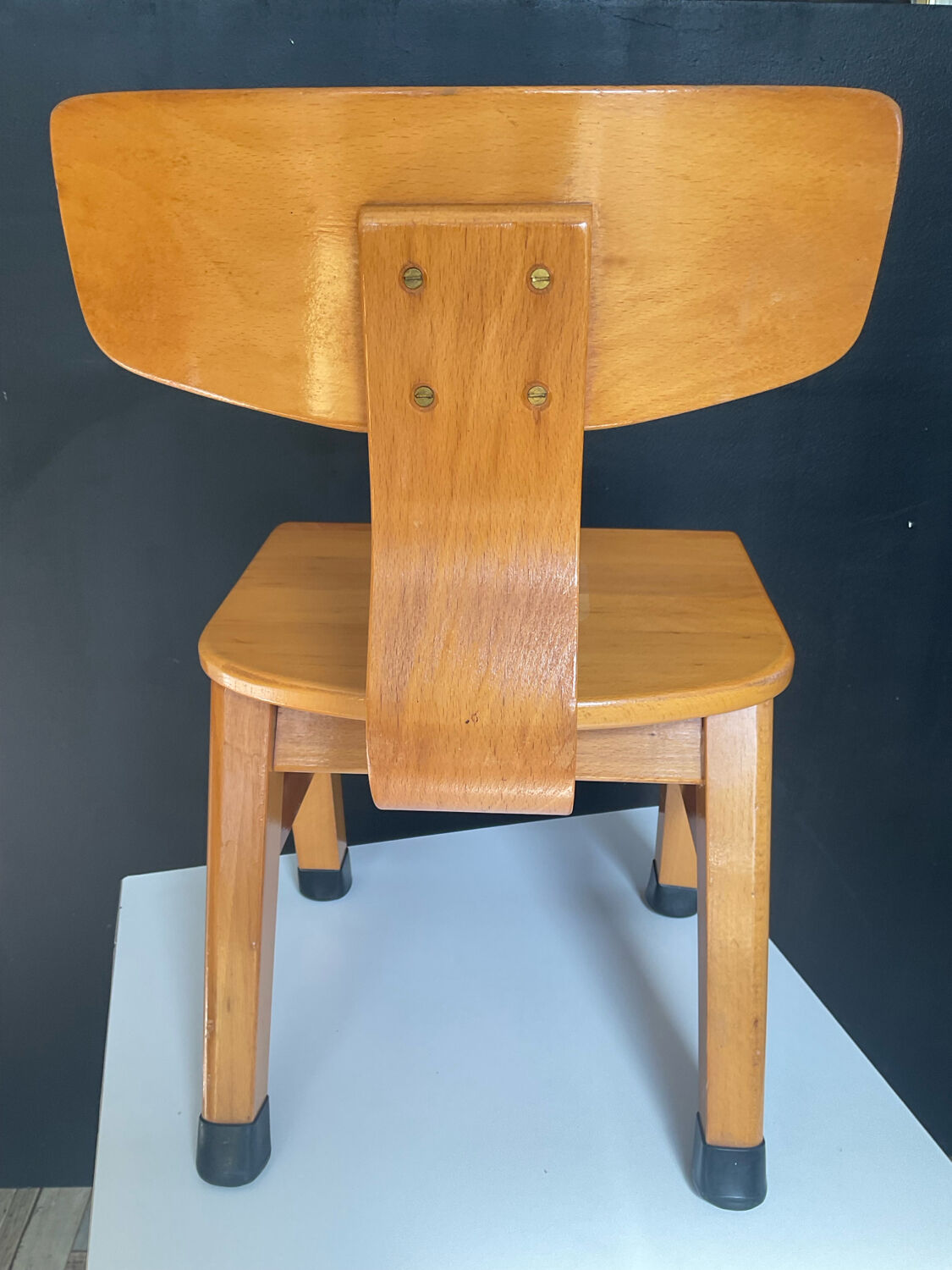Vintage beech chair from the 1950s-60s.