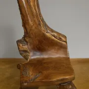 Sculptural armchair in solid wood – Unique piece, organic design
