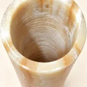 Cylindrical vase in natural veined onyx – Semi-precious stone
