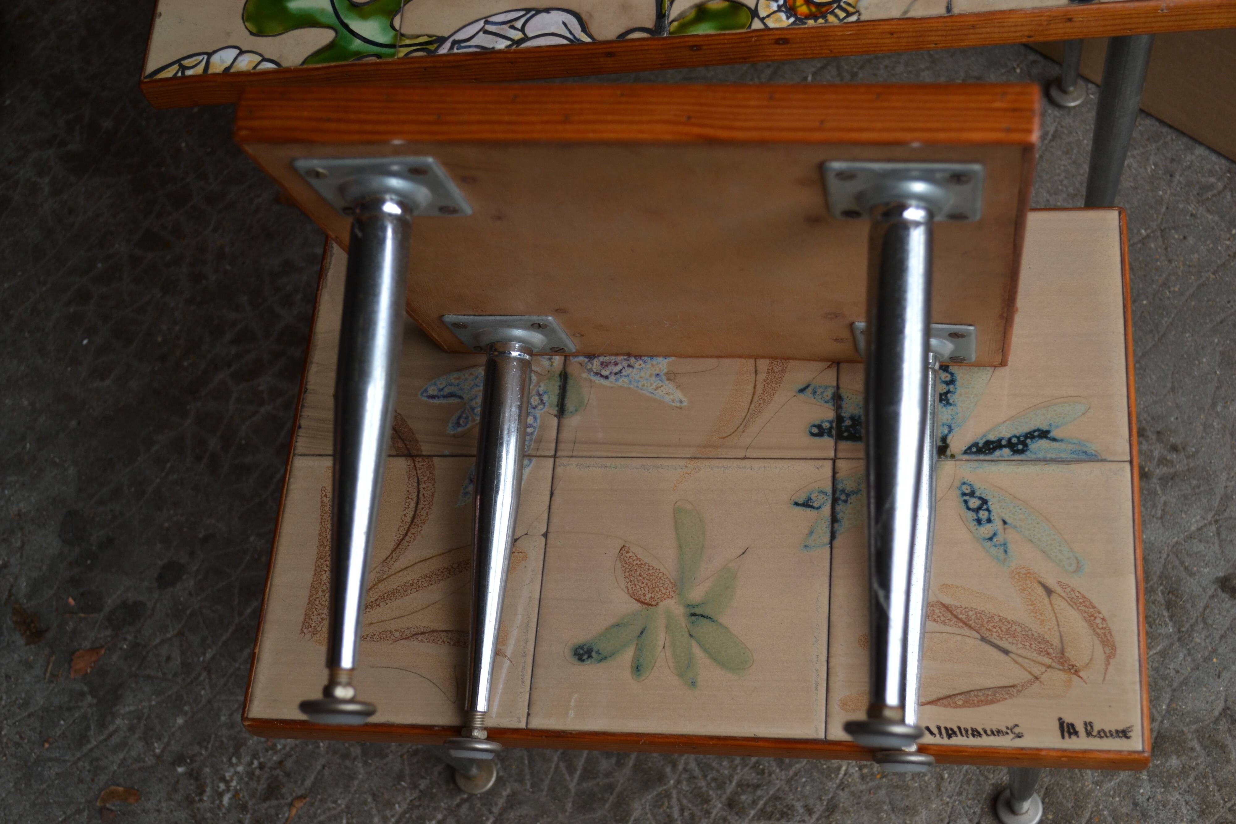 pull-out tables Vallauris, signed 'the wheel' ceramic, chrome foot