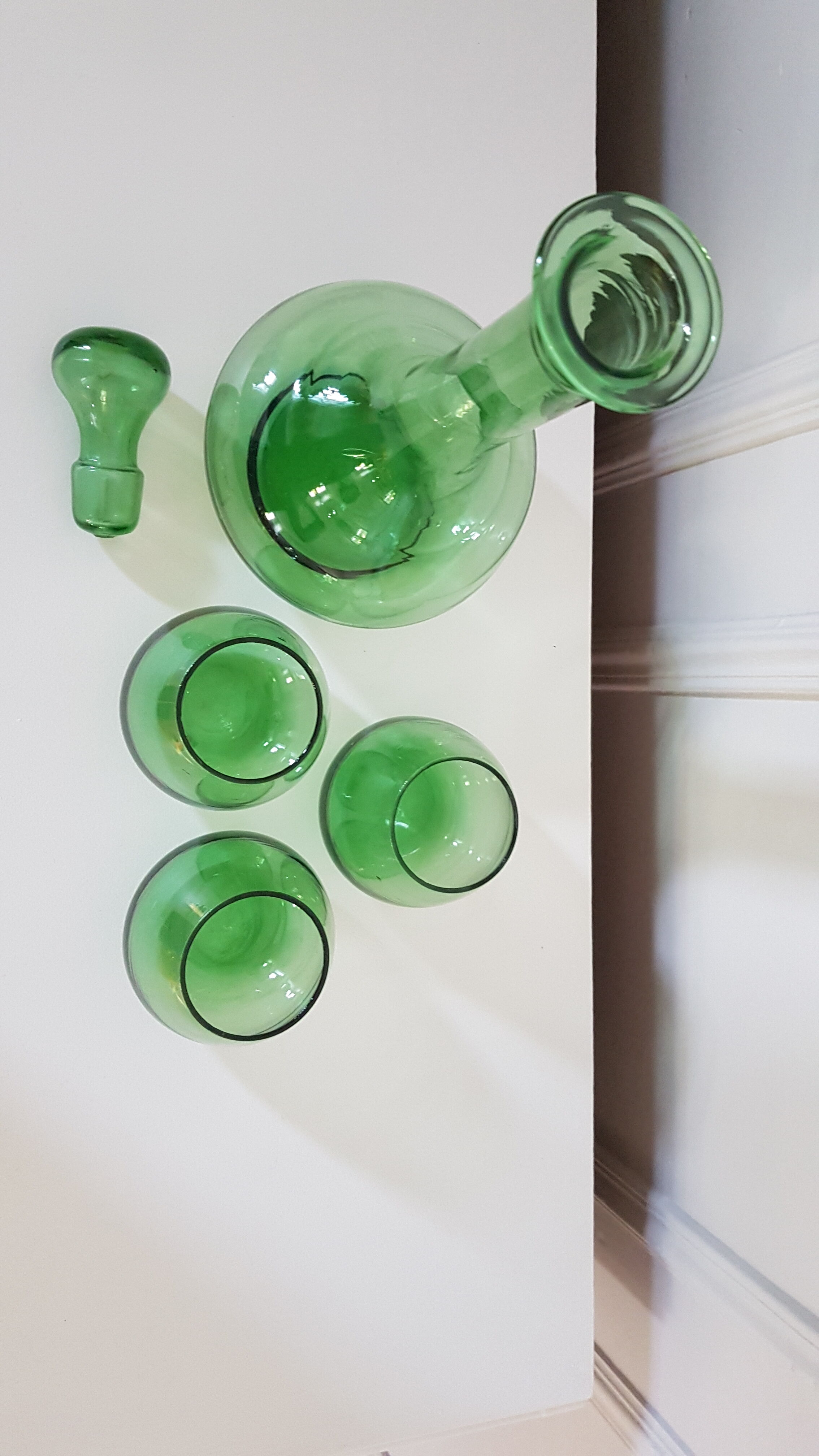 Carafe and its three glasses