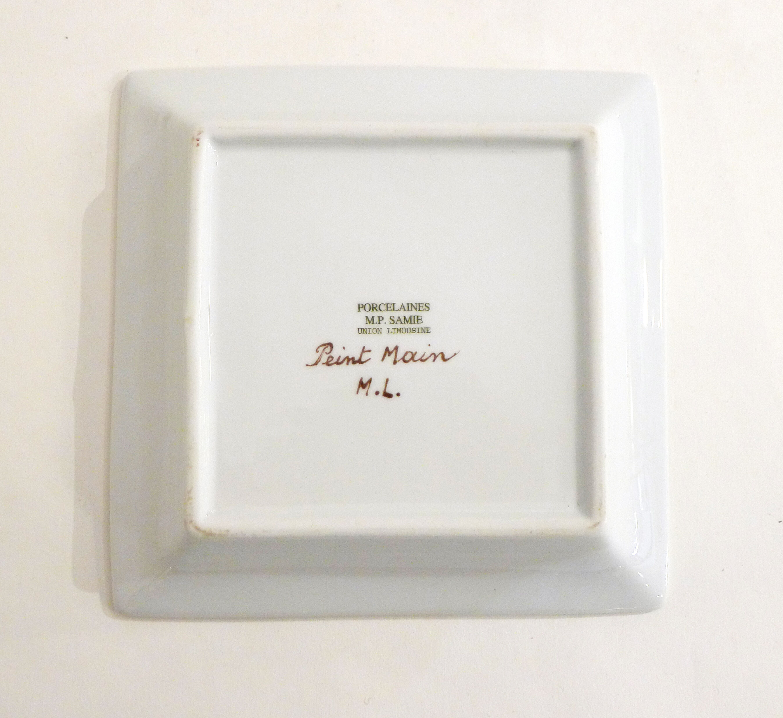 Porcelain monkey ashtray