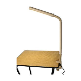 Manade Lamp
