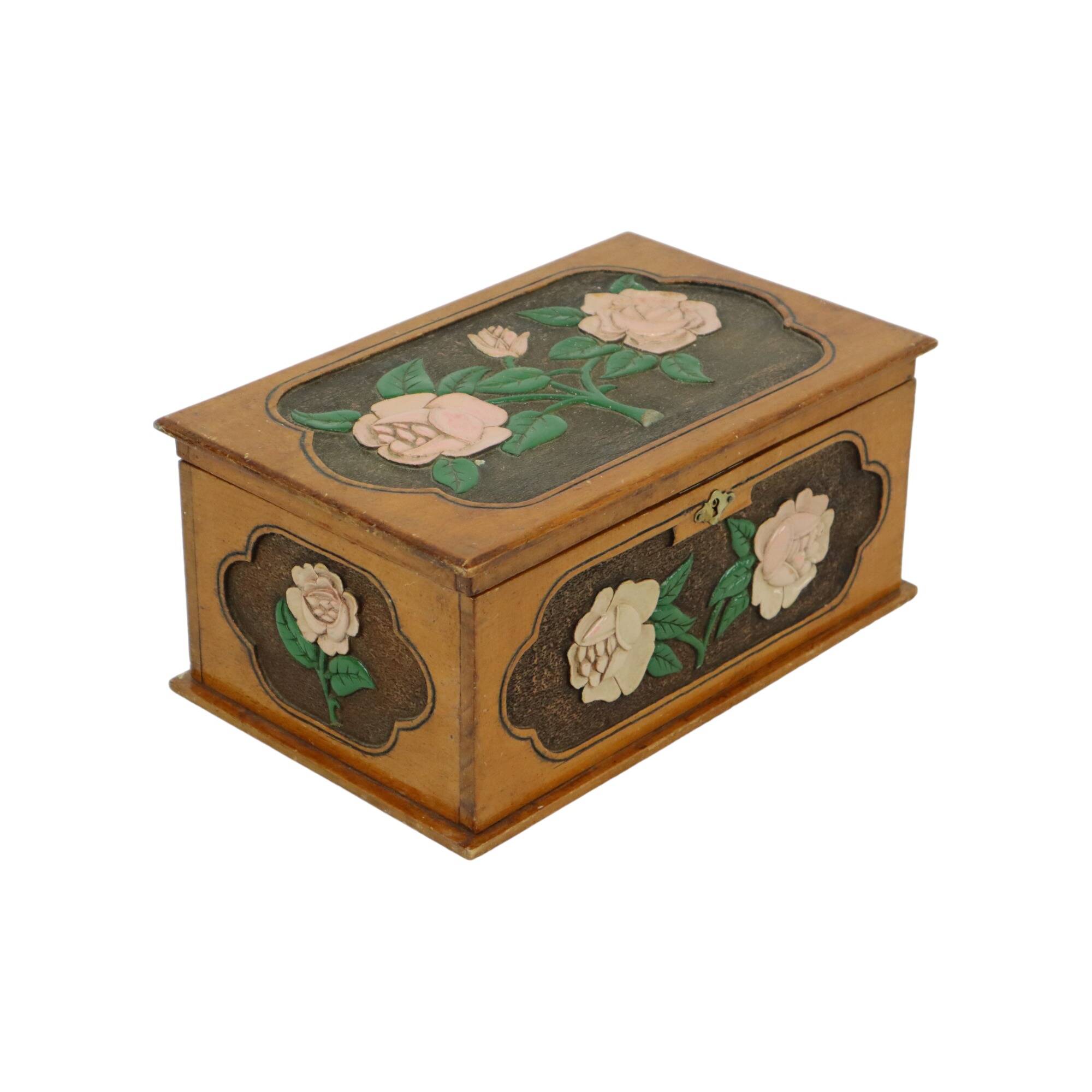 Boïte à bijoux en bois