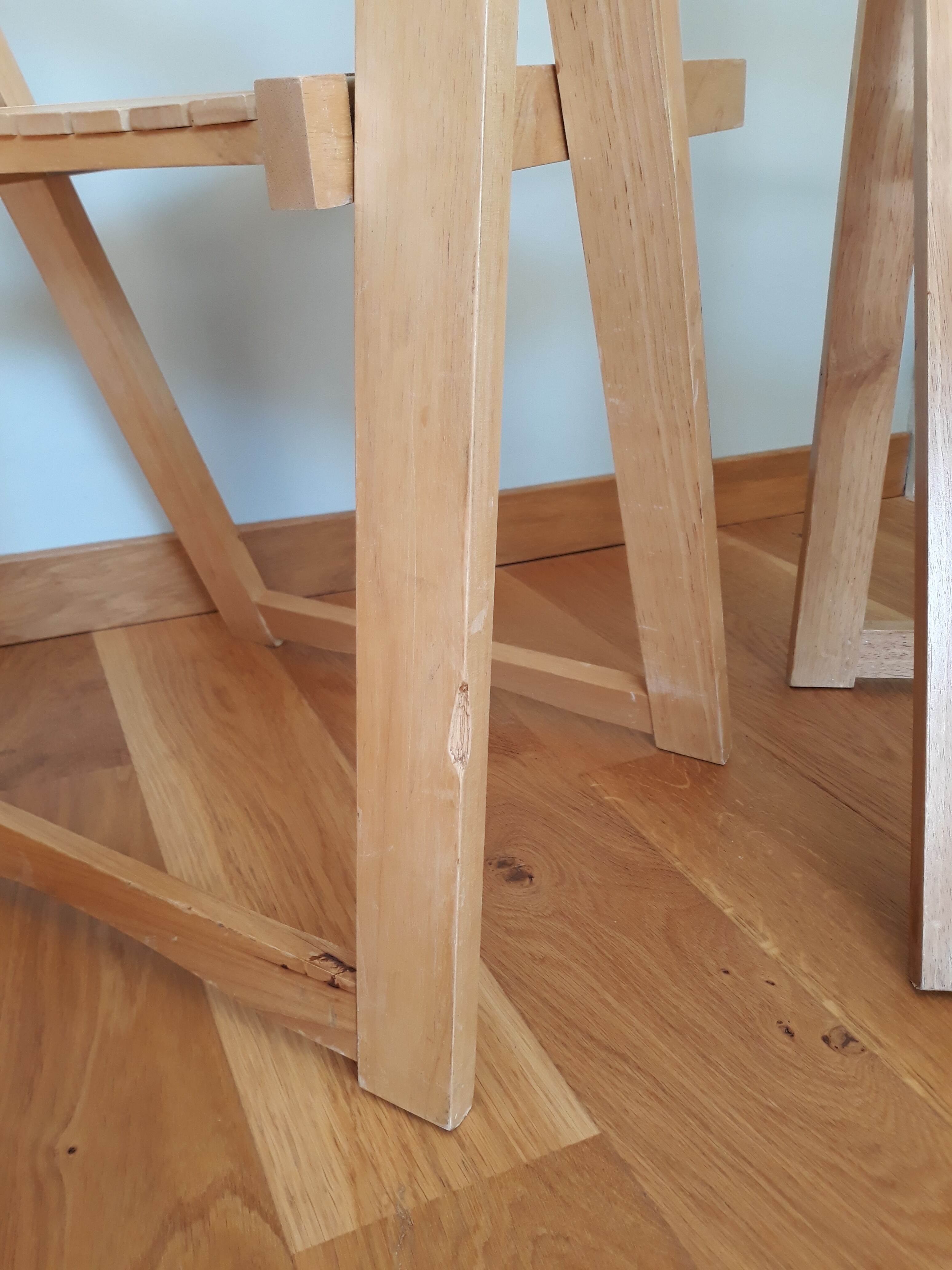 Folding chairs