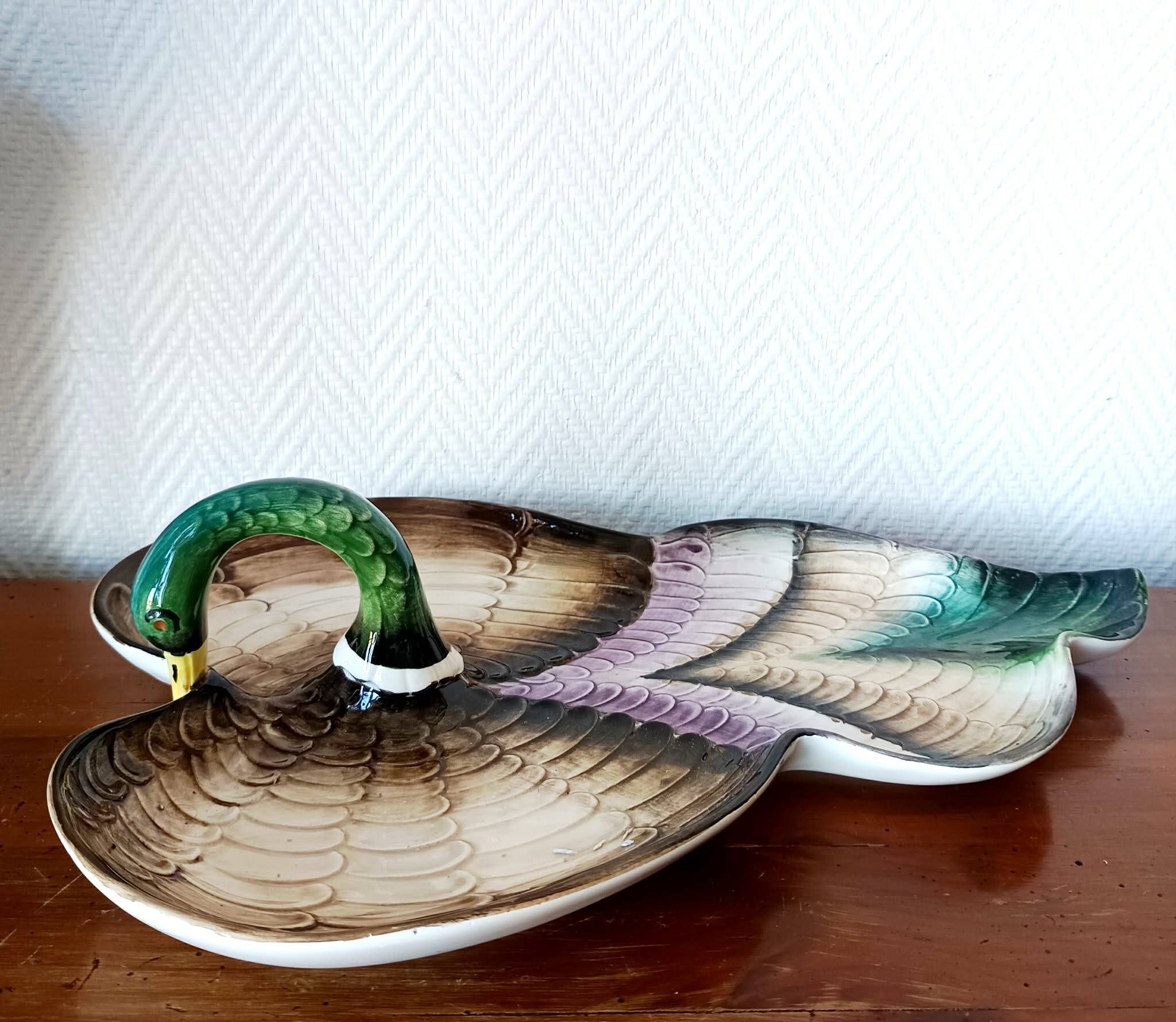 Vintage ceramic duck plate