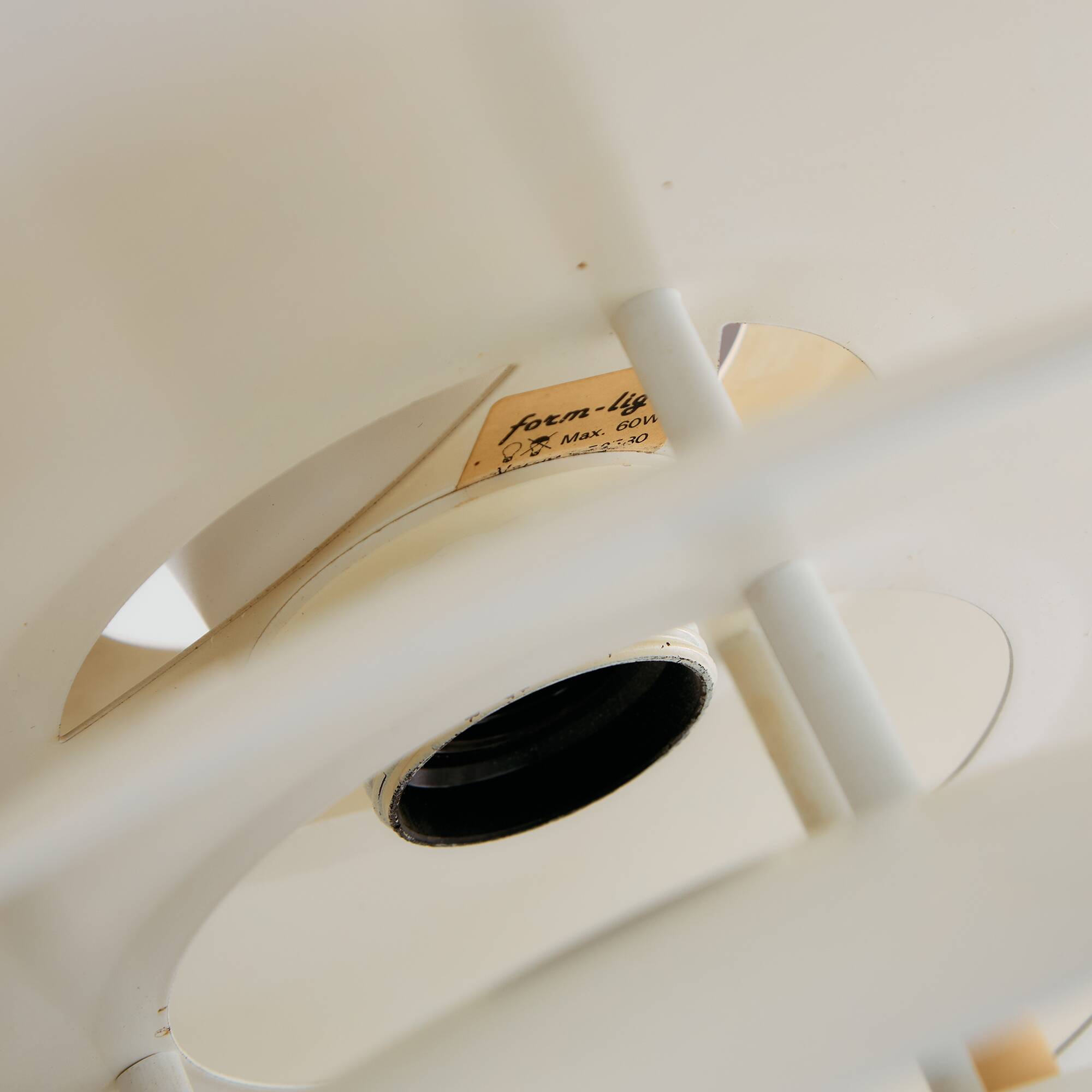 MK11176 Type 52580 pendant by Form-Light