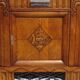 Ancien buffet en chêne et marbre, époque et style Art Déco