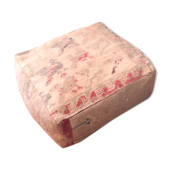 Floor cushion in boujaad vintage