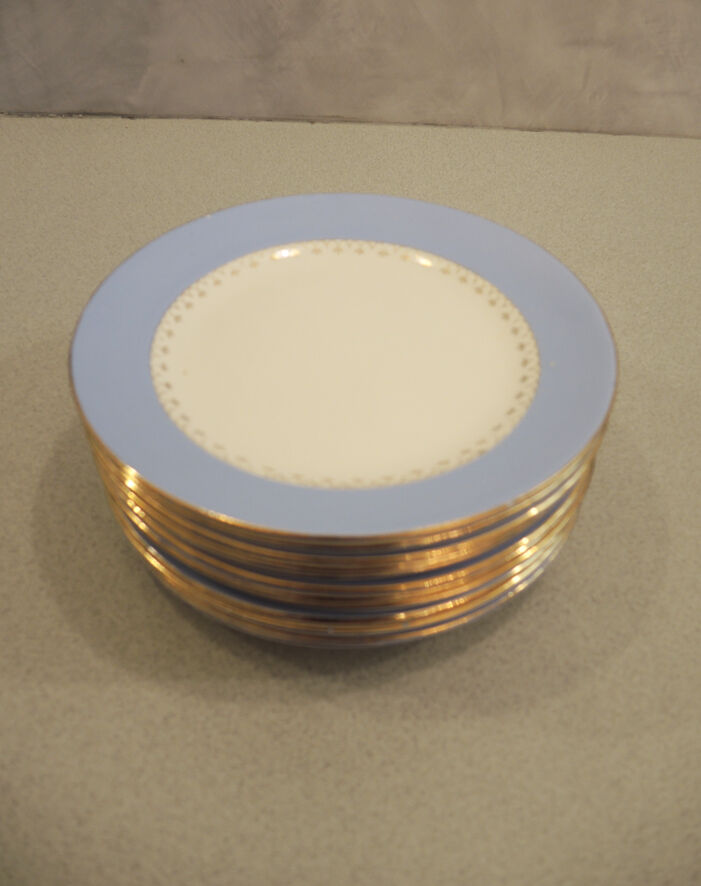 Former Dish Service In Blue Porcelain Lavender