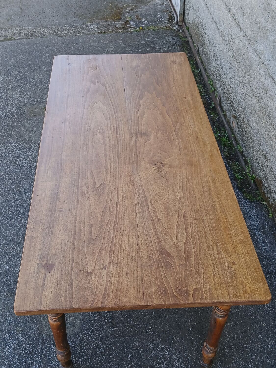 Farm table, turned wooden legs
