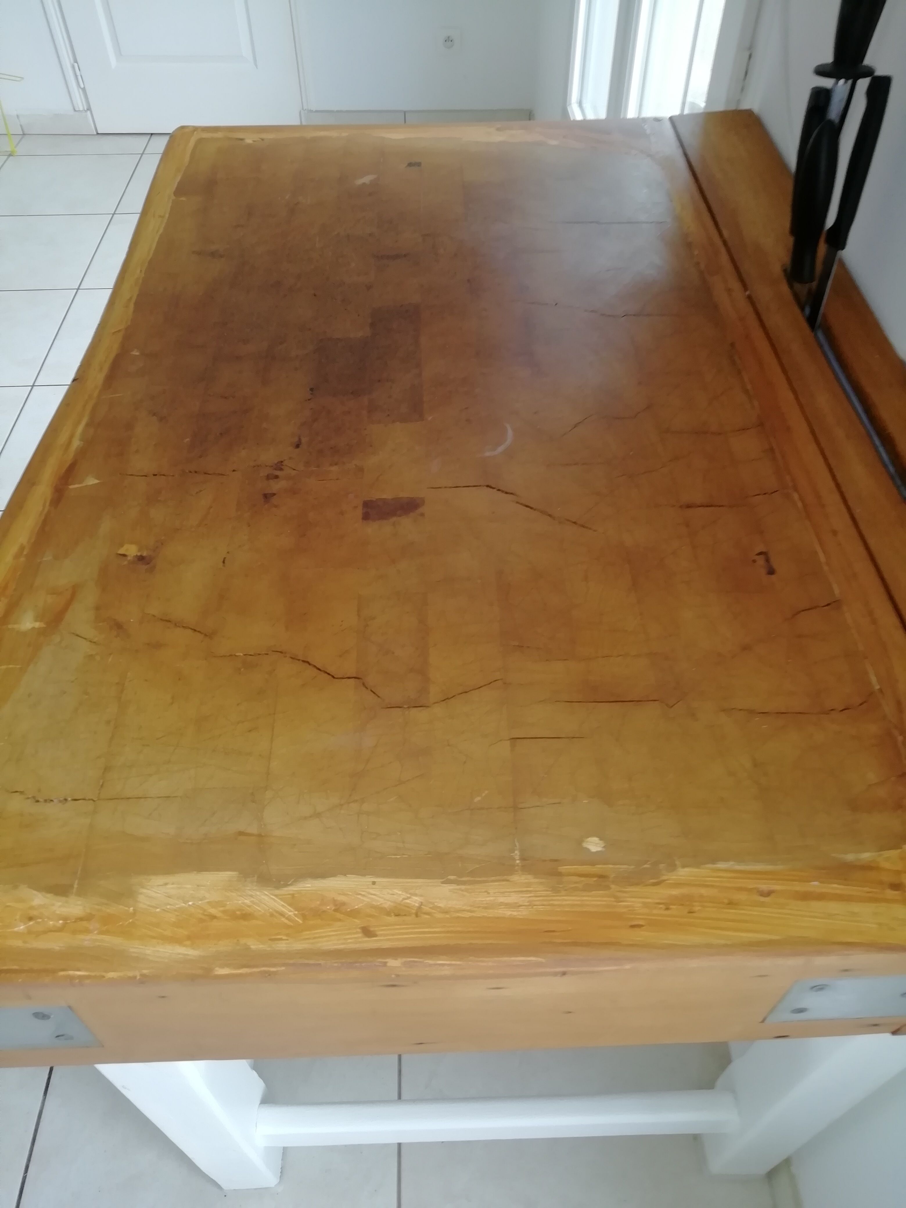 Former butcher's log 50