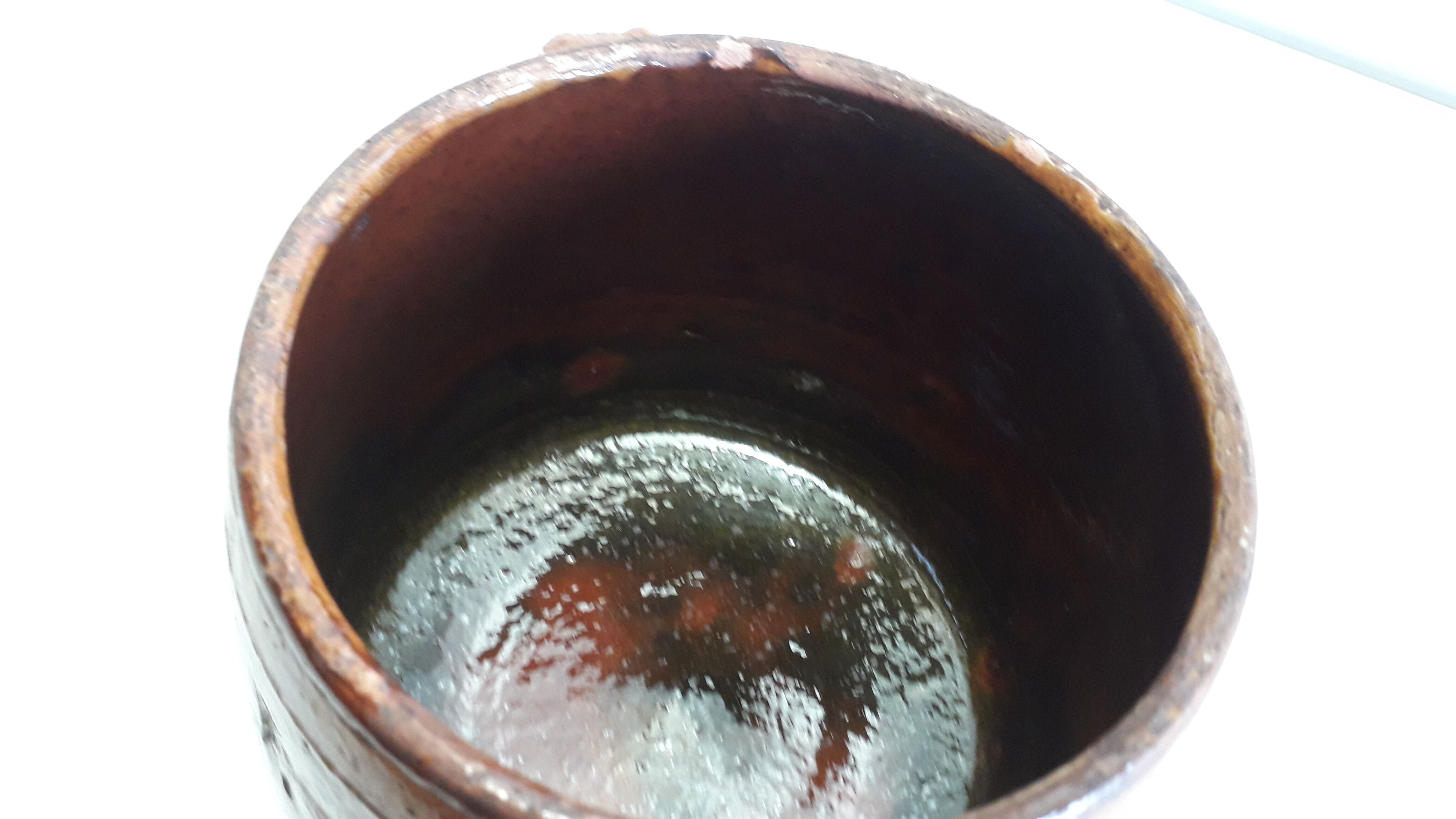 Vernissee terracotta pot