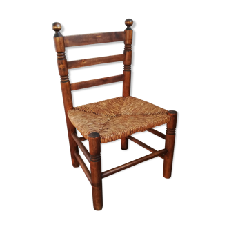 Chaise en bois et paille
