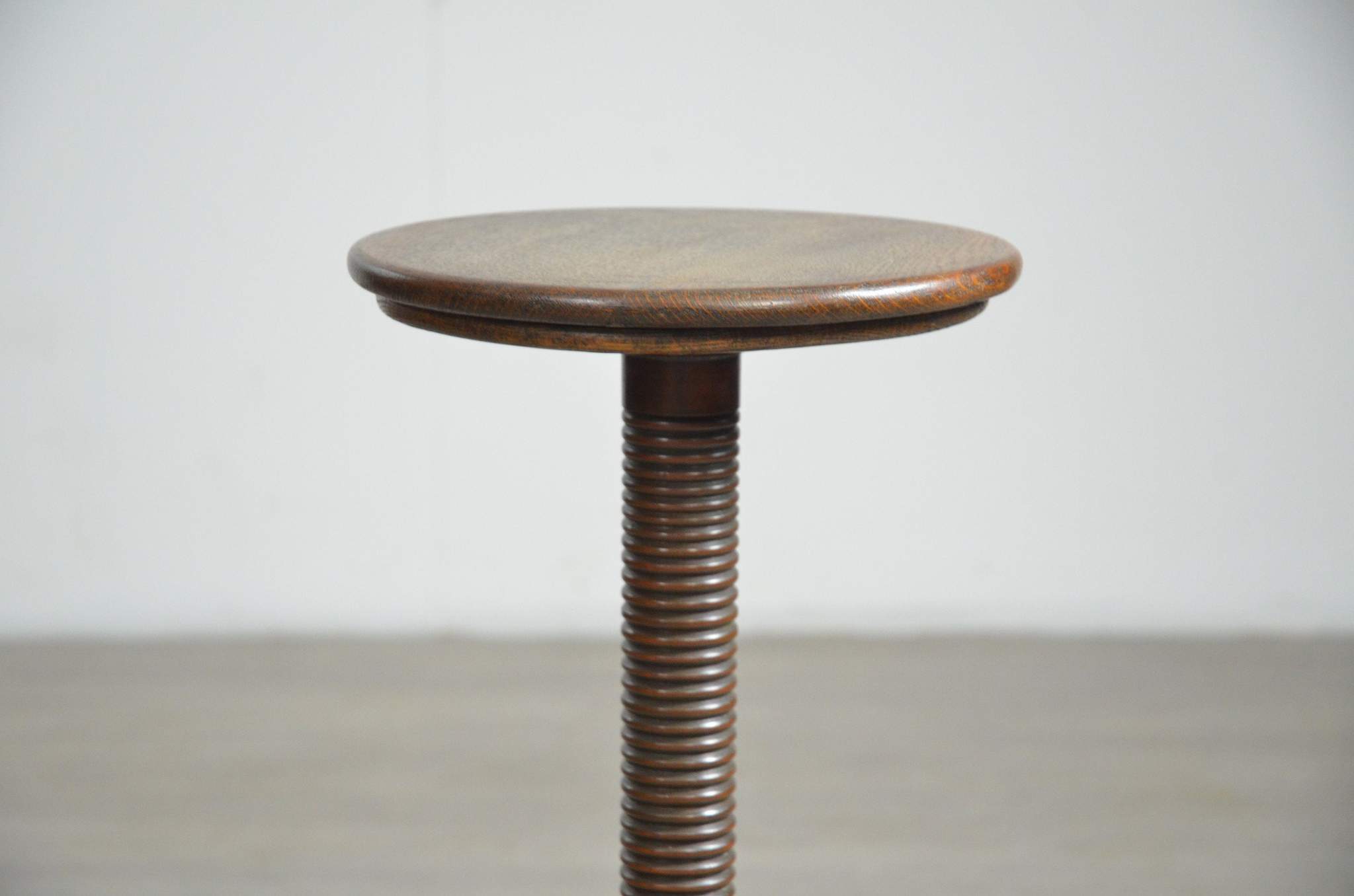 Table d'appoint française mid century