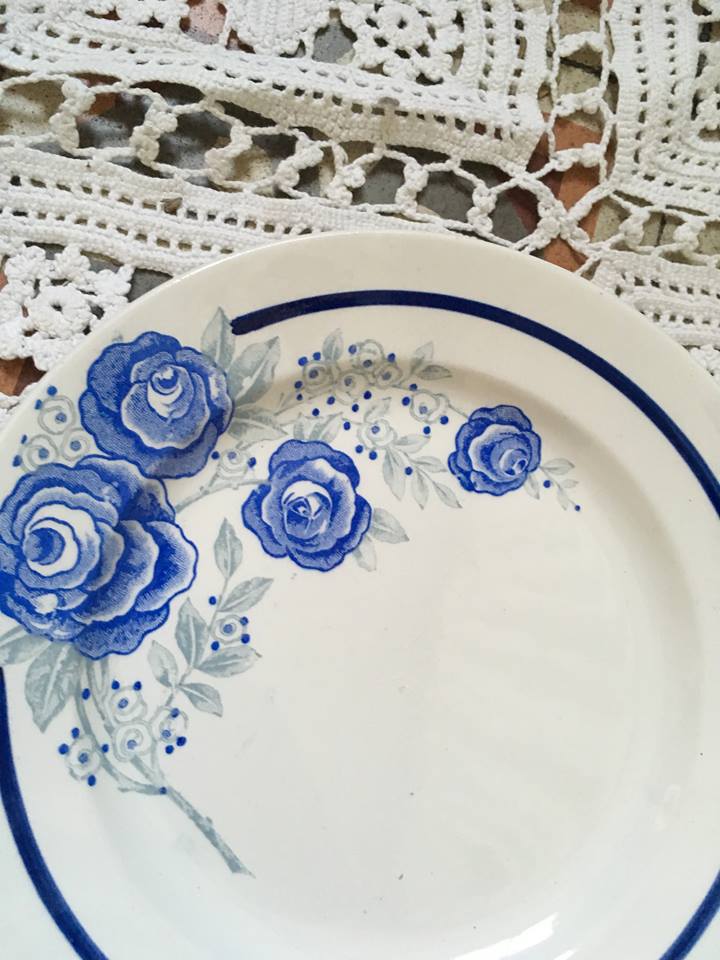 Composition of eight blue plates