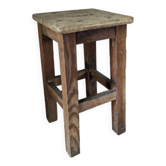 Tabouret de ferme ancien en bois massif