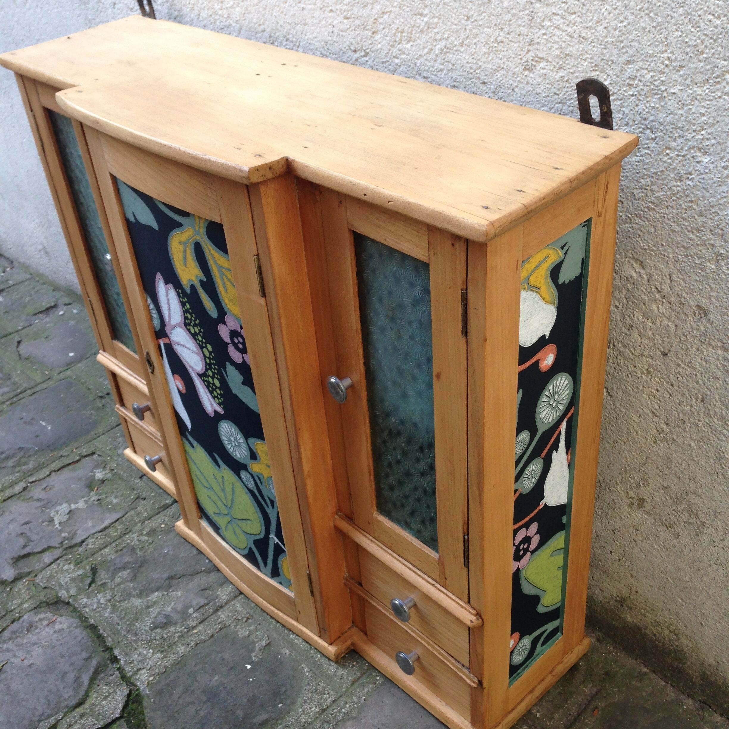 Bird paper medicine cabinet