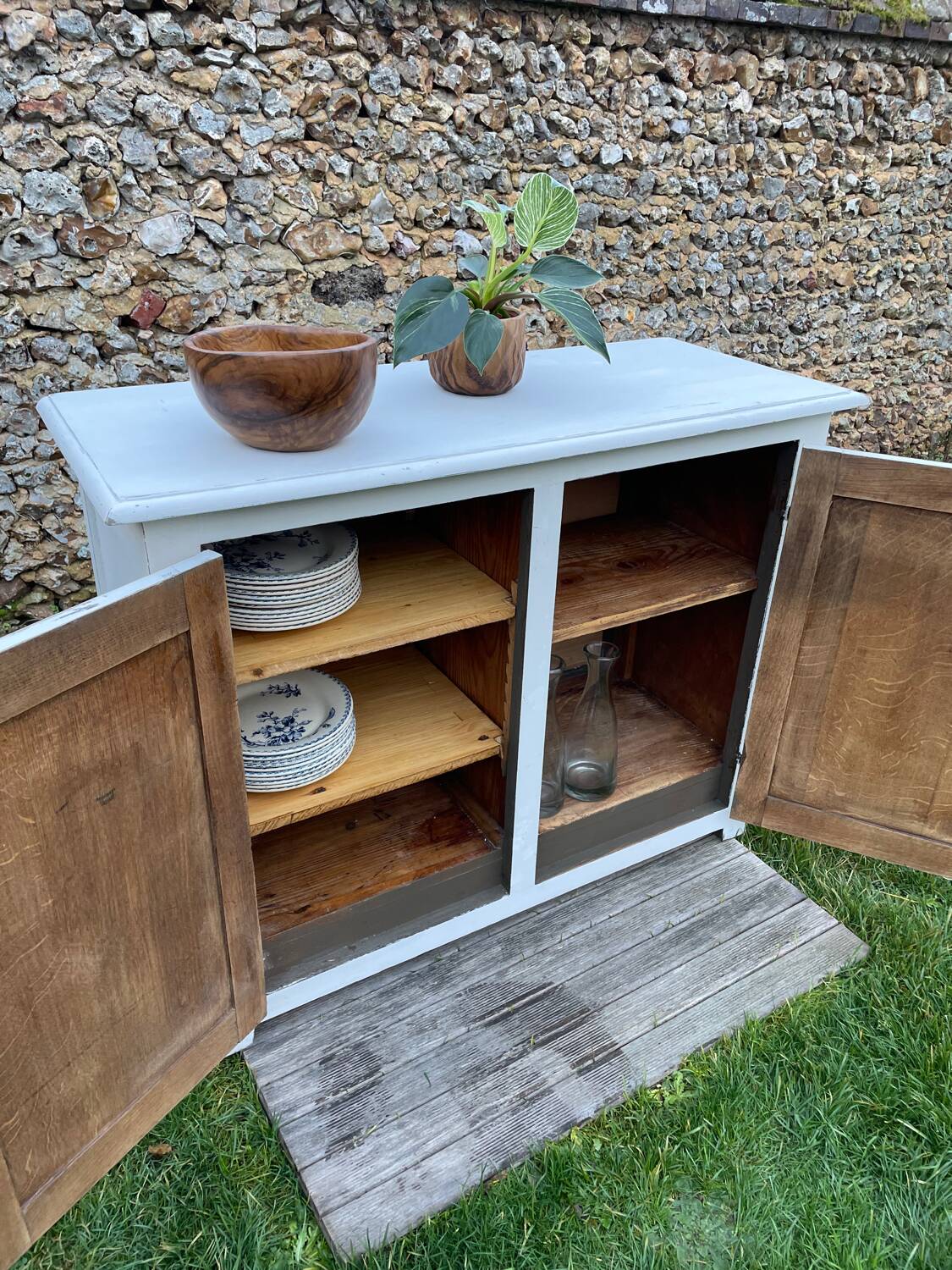 Vintage 1930 white sideboard