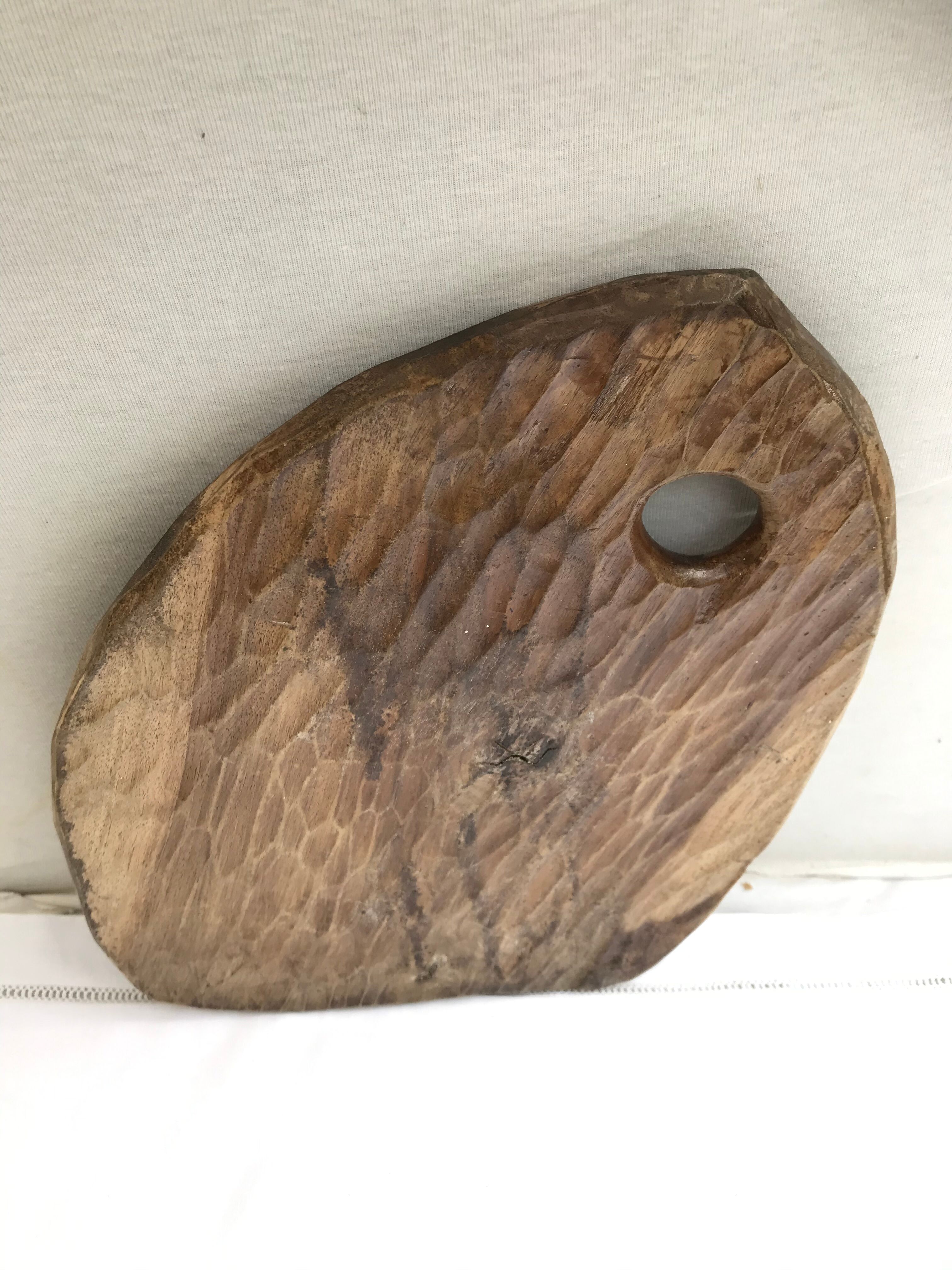 Ancient palette of painter raw wood sculpted vintage decoration