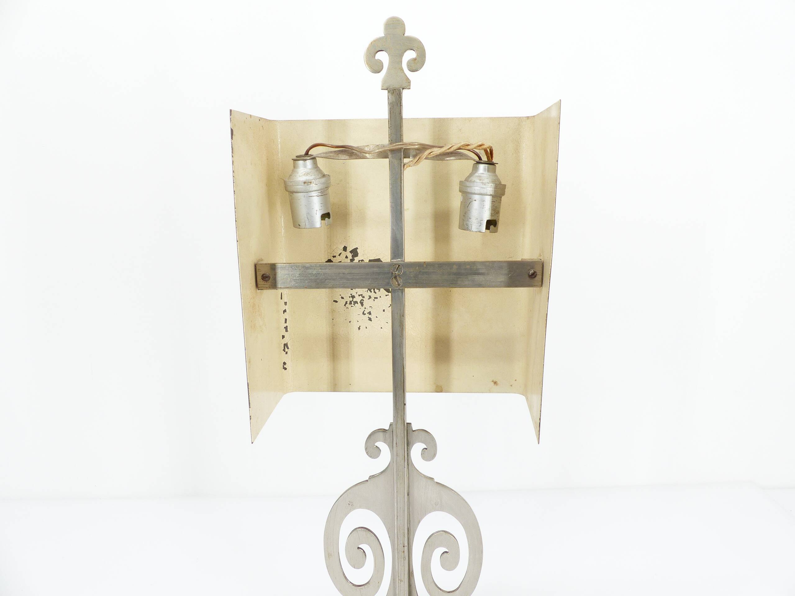 Neoclassical table lamp in brushed metal, in the style of Maison Charles