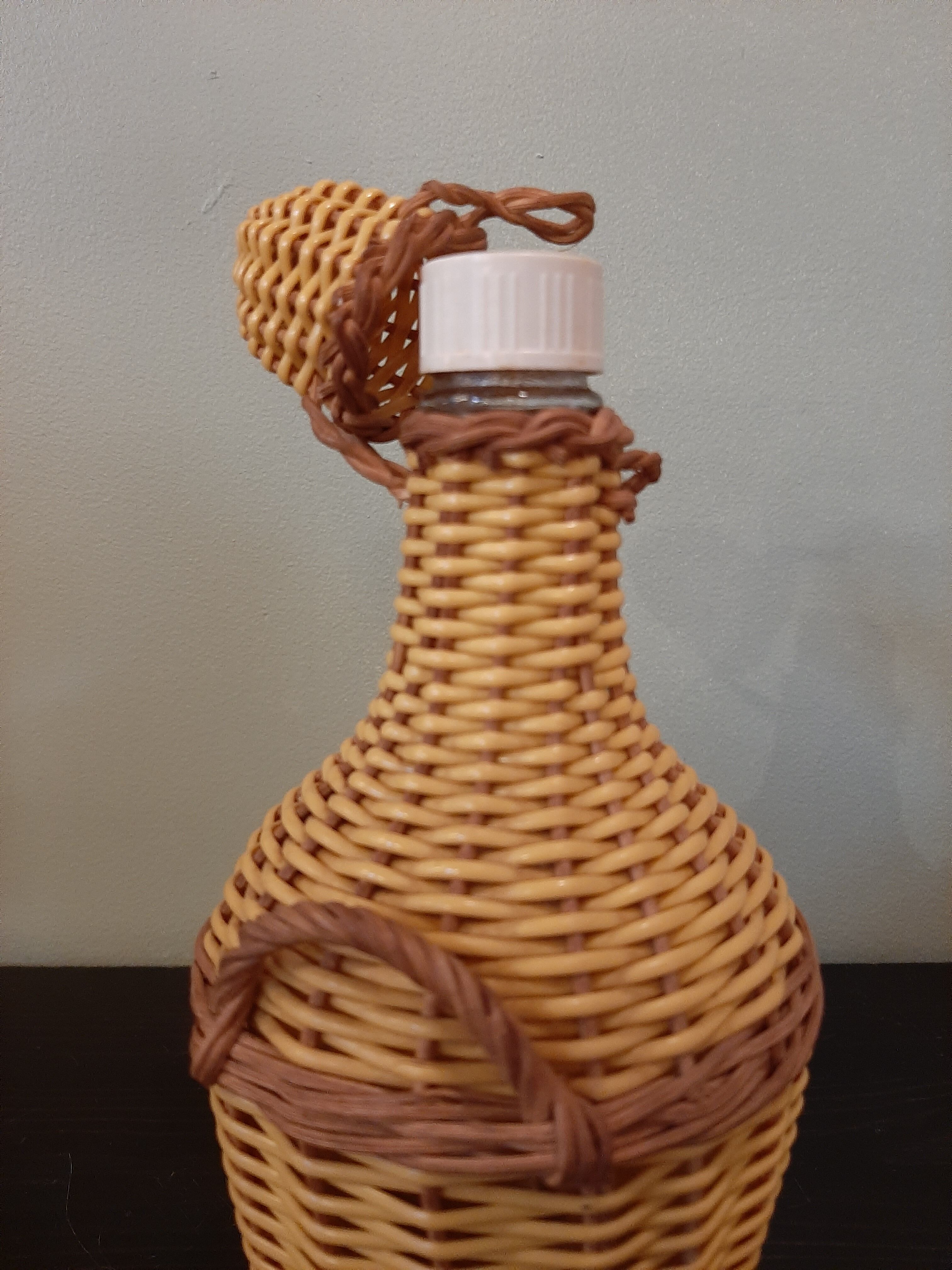 Scoubidou carafe